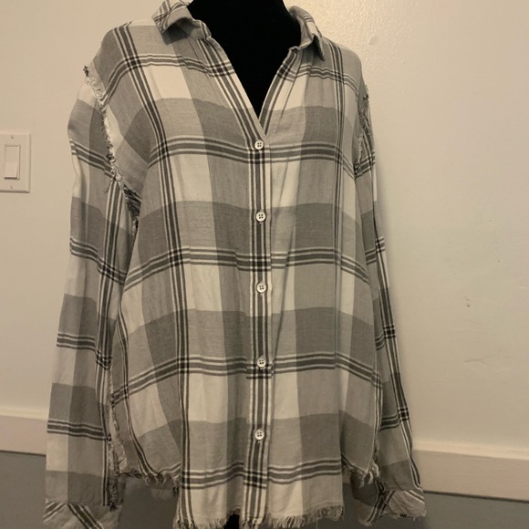 Chelsea & Violet Tops - Chelsea & Violet Flannel Button Up - Large